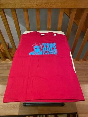 Port & Company Philadelphia Phillies “JT Realmuto” T-Shirt. Color: Red. Size: M